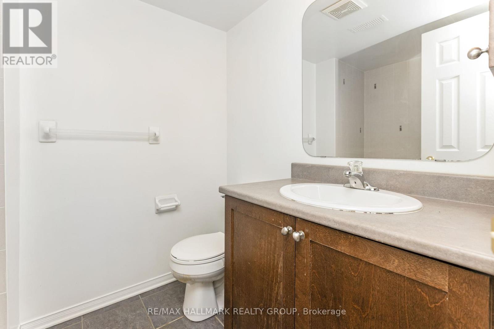 896 Longfields Drive, Ottawa, Ontario  K2J 5K6 - Photo 18 - X12244951