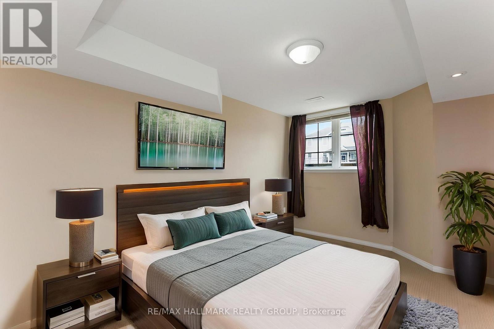 896 Longfields Drive, Ottawa, Ontario  K2J 5K6 - Photo 19 - X12244951