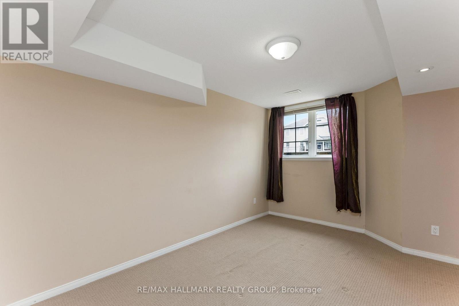 896 Longfields Drive, Ottawa, Ontario  K2J 5K6 - Photo 20 - X12244951