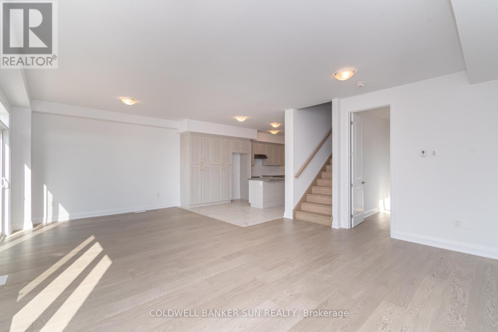 13 Ranch Terrace, Barrie, Ontario  L9J 0Y3 - Photo 14 - S12244076