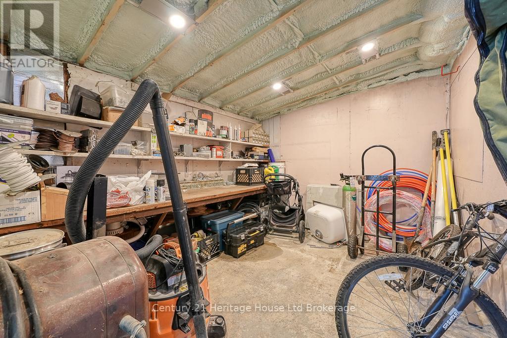 163858 Brownsville Road, South-West Oxford, Ontario  N0L 1C0 - Photo 36 - X12245004