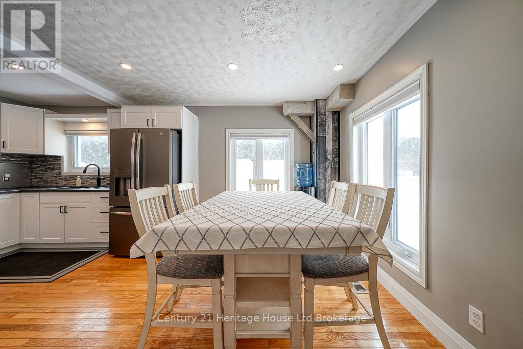 163858 Brownsville Road, South-West Oxford, Ontario  N0L 1C0 - Photo 8 - X12245004
