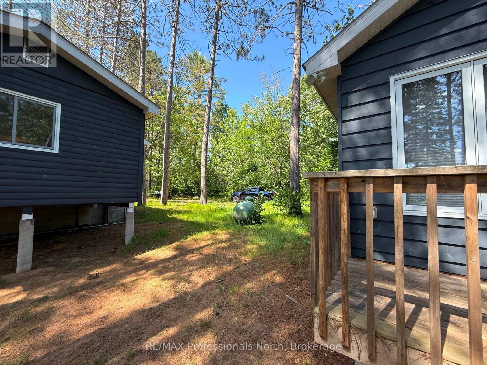 1053 Cheerful Lane, Dysart Et Al (Harcourt), Ontario  K0L 1M1 - Photo 35 - X12244908