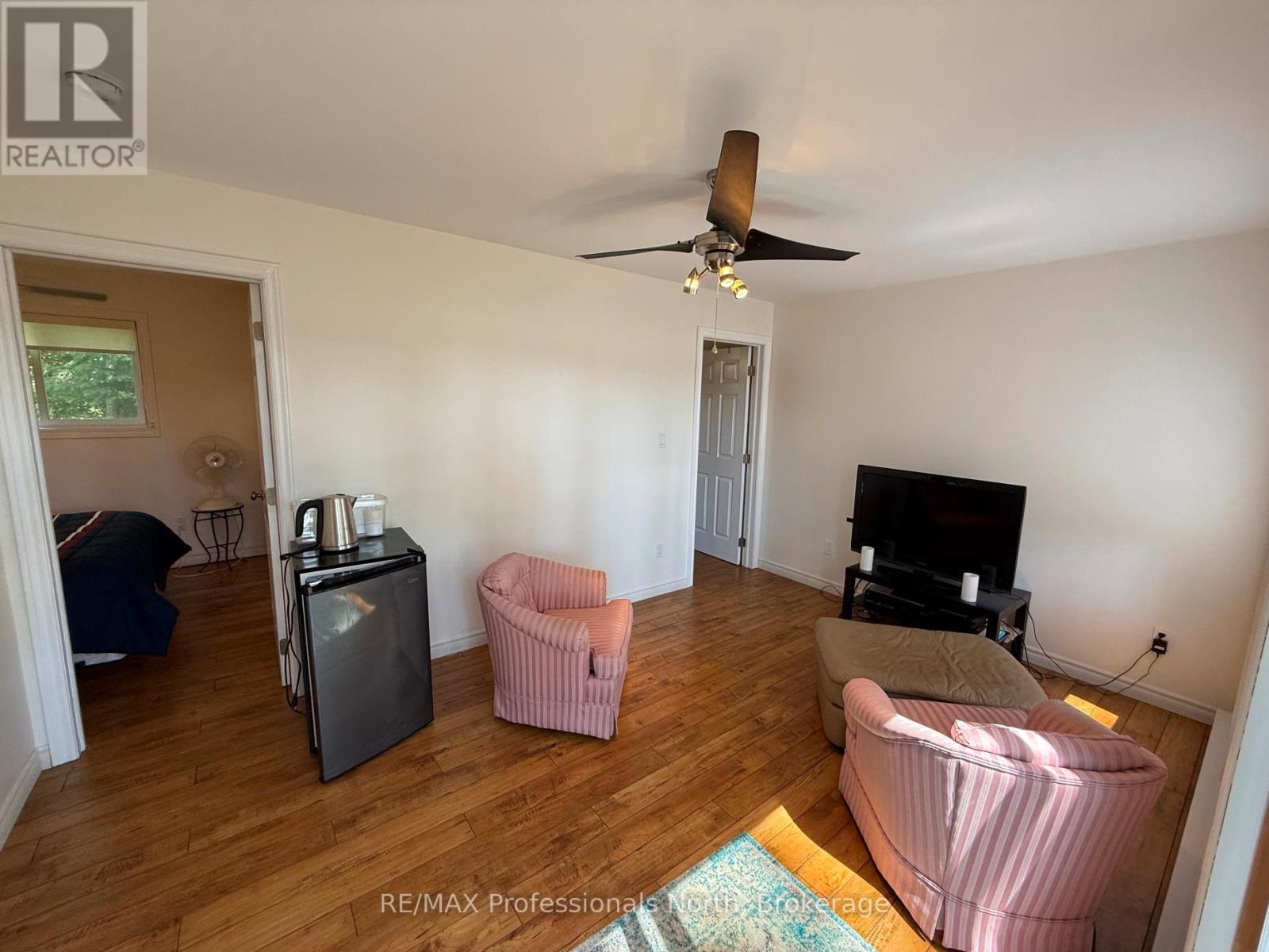1053 Cheerful Lane, Dysart Et Al (Harcourt), Ontario  K0L 1M1 - Photo 37 - X12244908