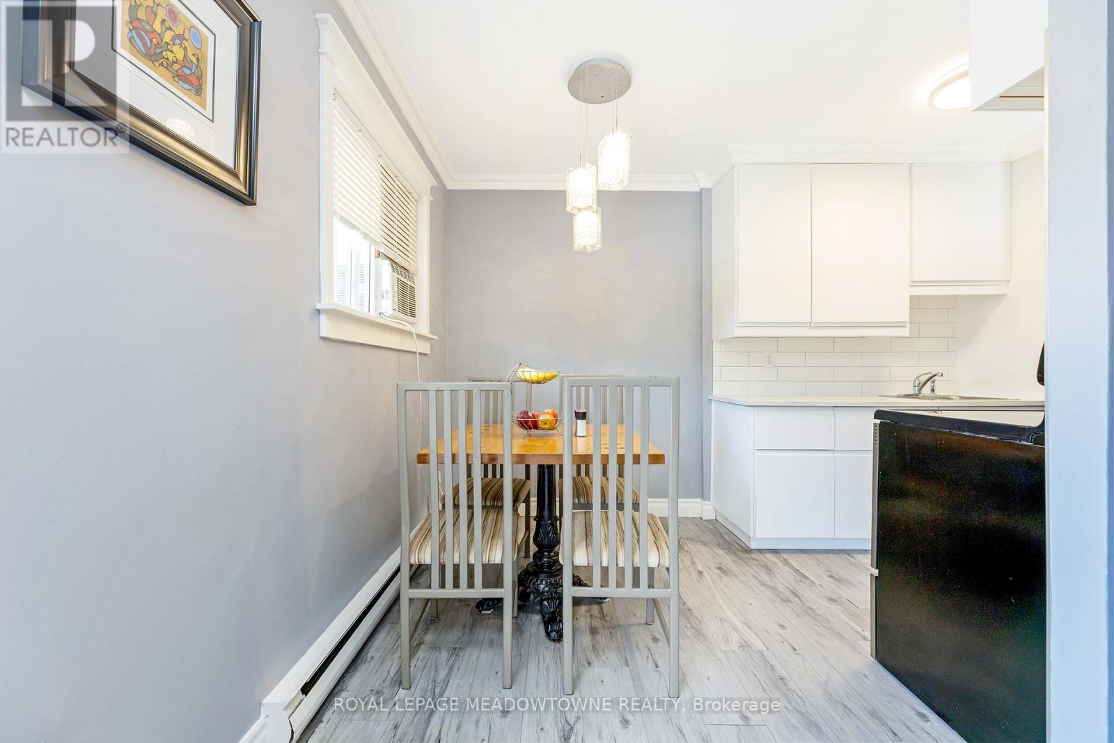 203 - 53 Conroy Crescent, Guelph, Ontario  N1G 2V5 - Photo 11 - X12244842