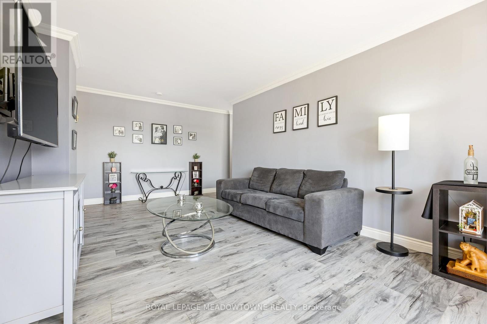 203 - 53 Conroy Crescent, Guelph, Ontario  N1G 2V5 - Photo 12 - X12244842