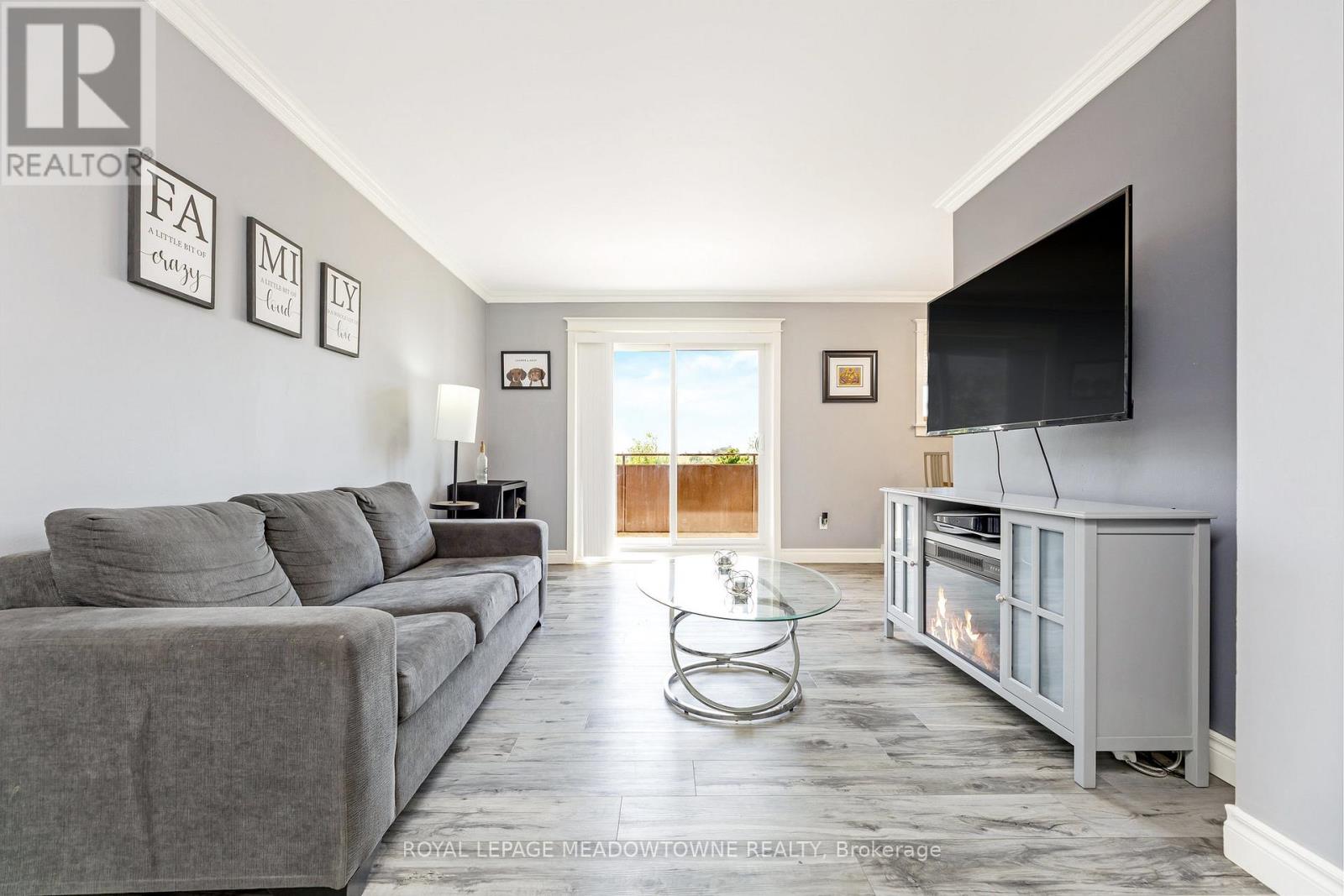 203 - 53 Conroy Crescent, Guelph, Ontario  N1G 2V5 - Photo 15 - X12244842