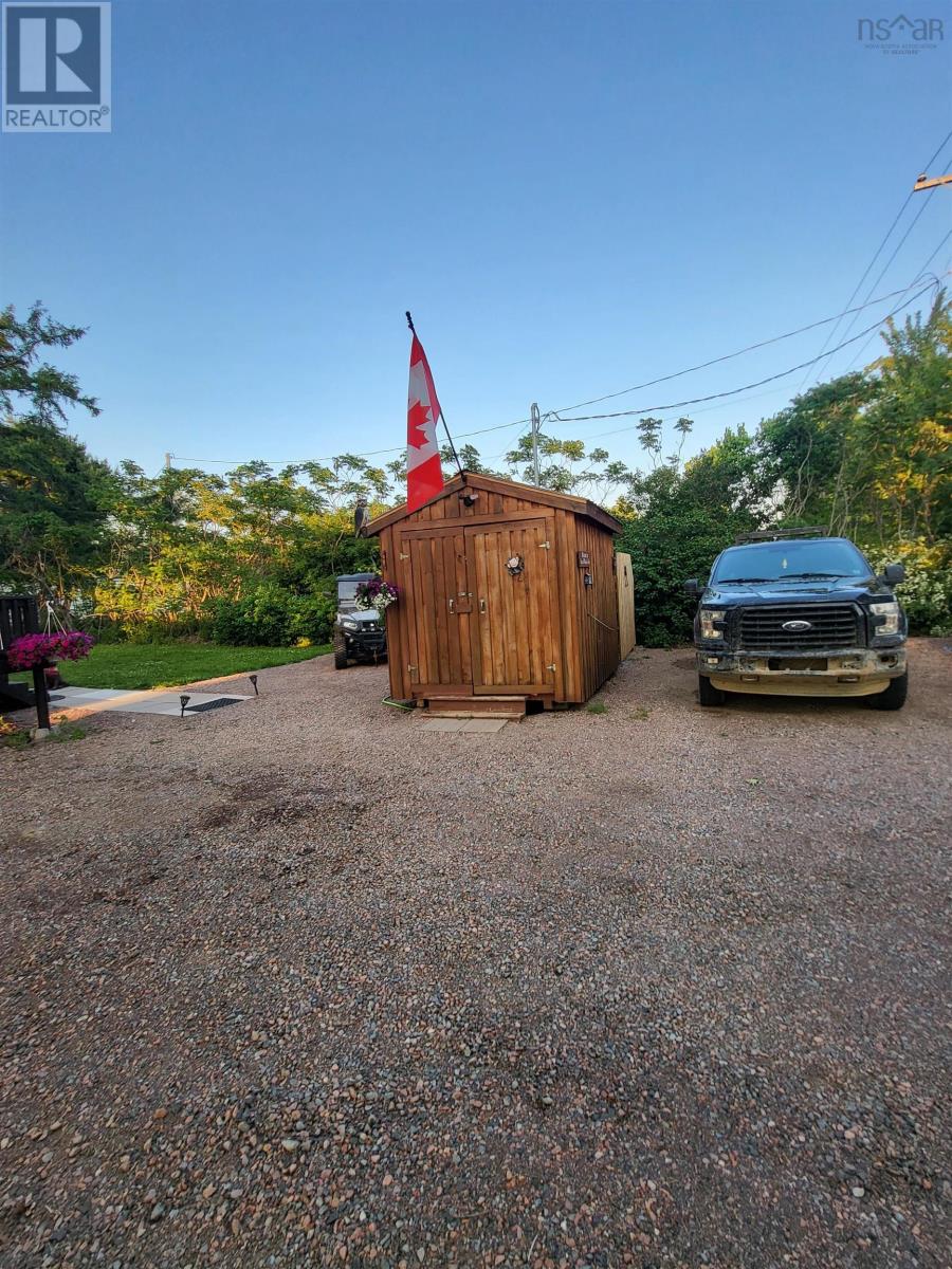 6999 Highway 2, Portapique, Nova Scotia  B0M 1B0 - Photo 3 - 202515743