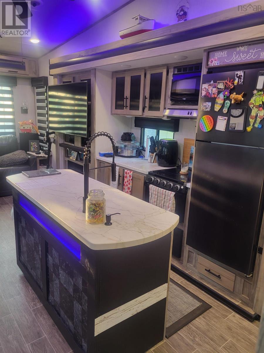 6999 Highway 2, Portapique, Nova Scotia  B0M 1B0 - Photo 9 - 202515743