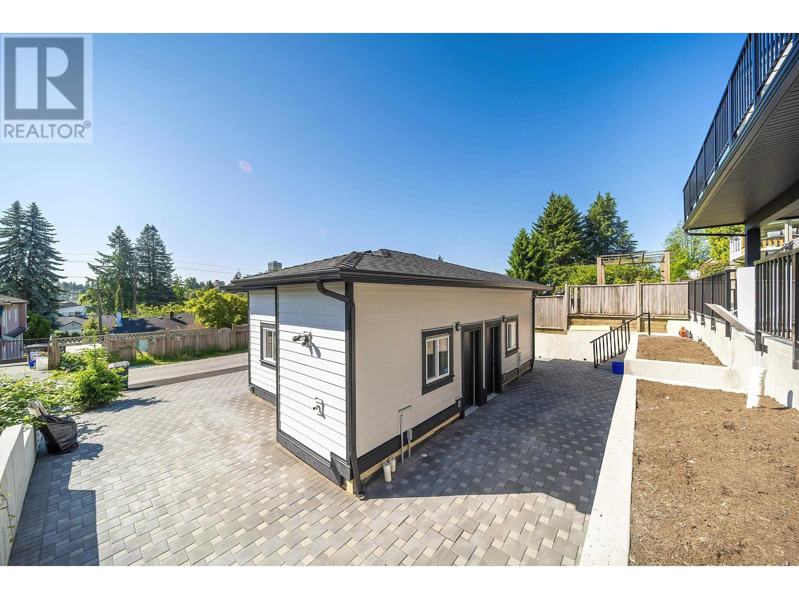 8012 11th Avenue, Burnaby, British Columbia  V3N 2N7 - Photo 17 - R3018487