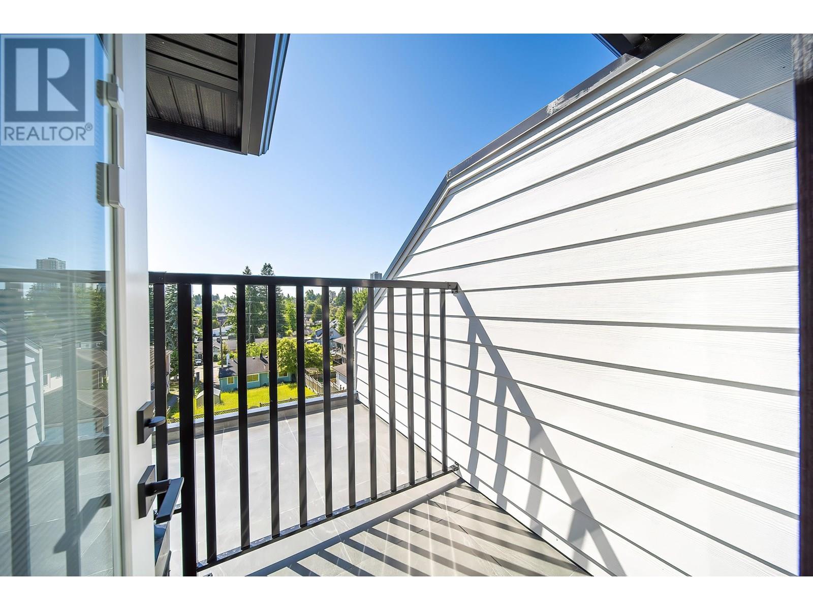 8012 11th Avenue, Burnaby, British Columbia  V3N 2N7 - Photo 30 - R3018487