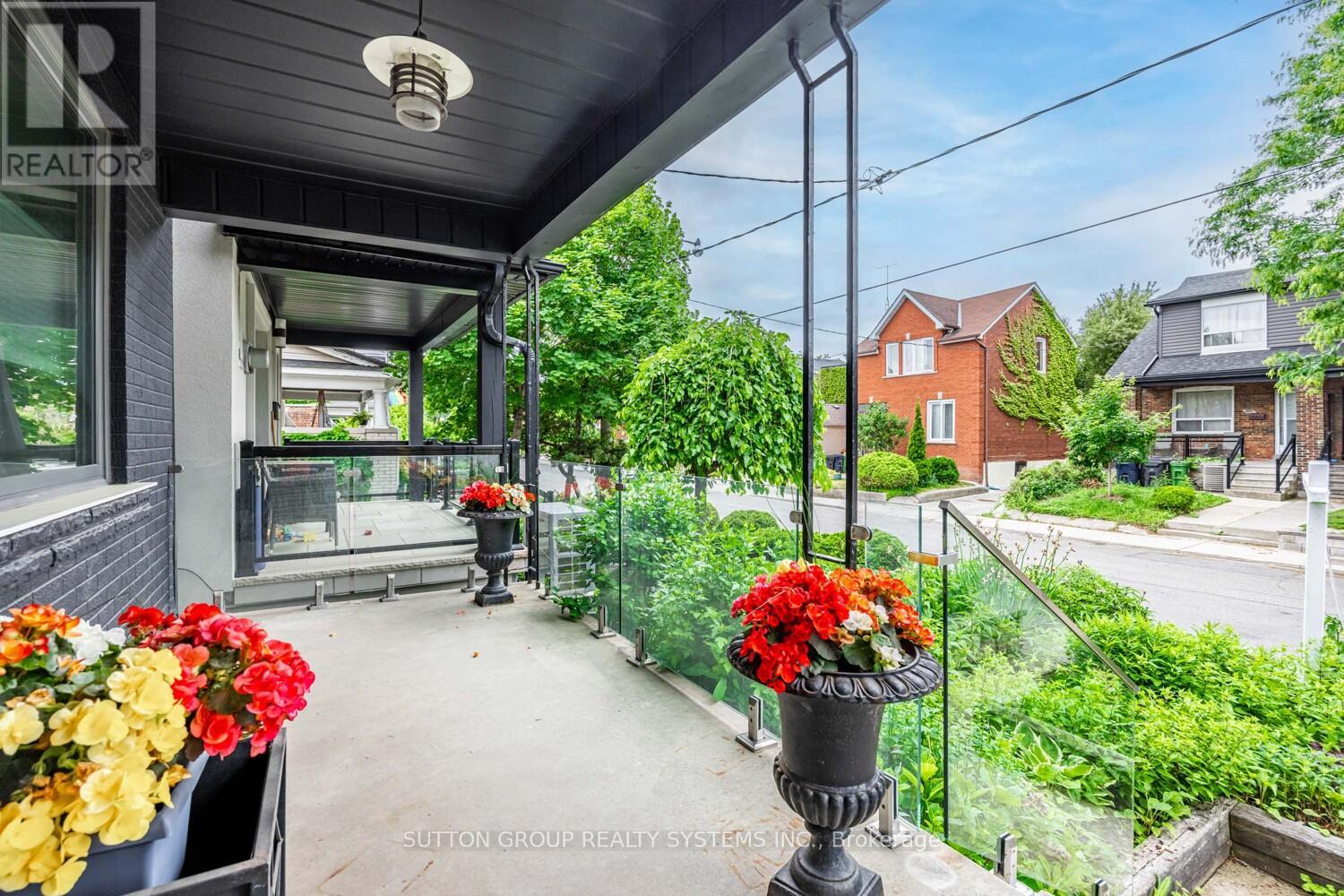 Property at 217 EARLSCOURT AVENUE image 3