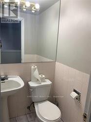 5 2nd Floor - 160 Applewood Crescent, Vaughan, Ontario  L4K 4H2 - Photo 9 - N12244874
