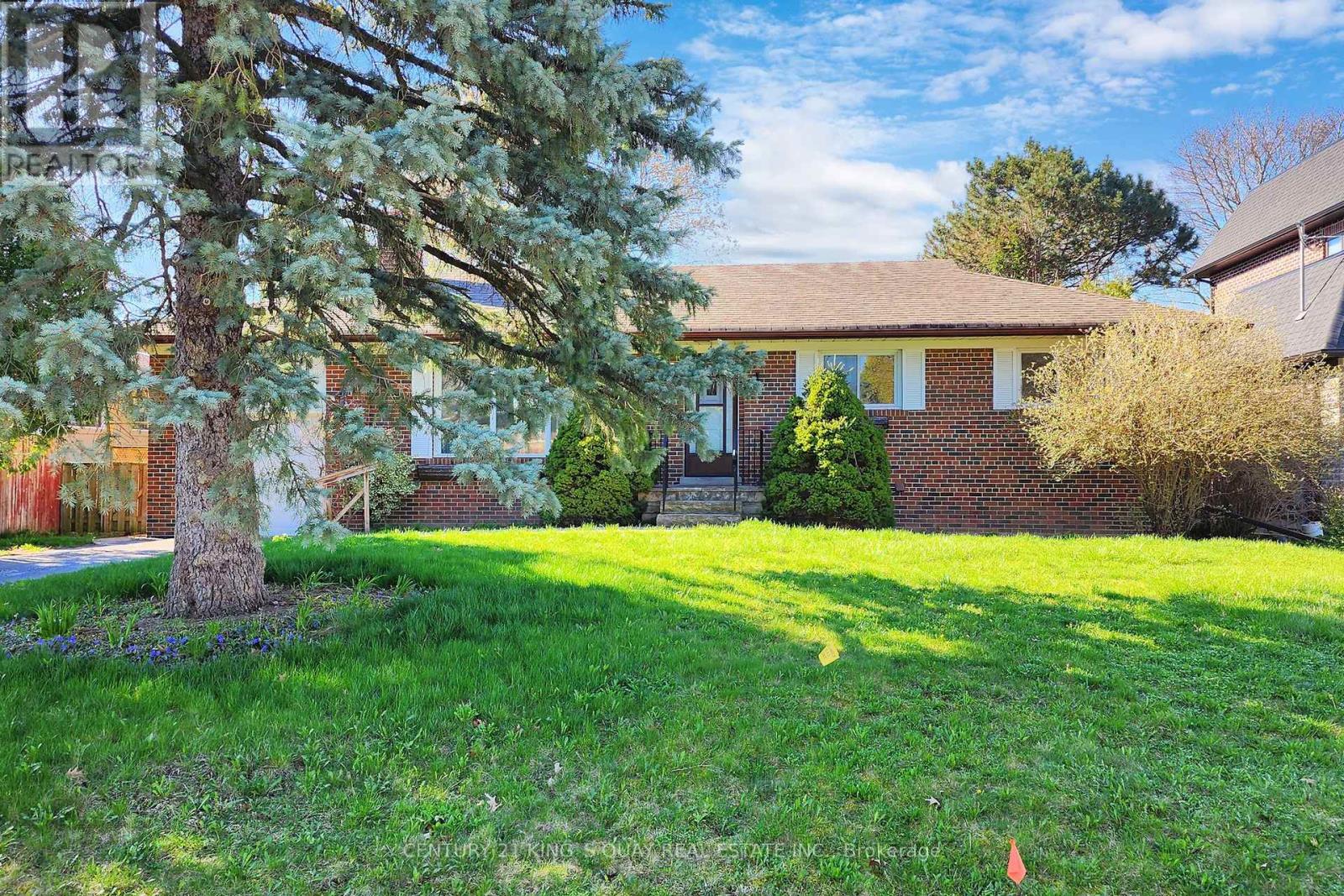 Property at 4 HONEYBOURNE CRESCENT image 3