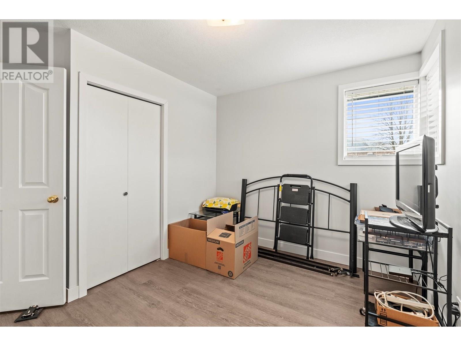 2260 Okanagan Street, Armstrong, British Columbia  V4Y 0B7 - Photo 34 - 10353499