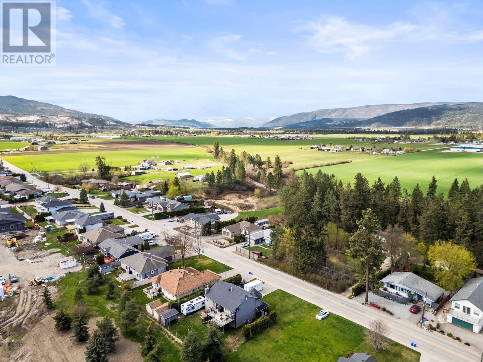 2260 Okanagan Street, Armstrong, British Columbia  V4Y 0B7 - Photo 58 - 10353499