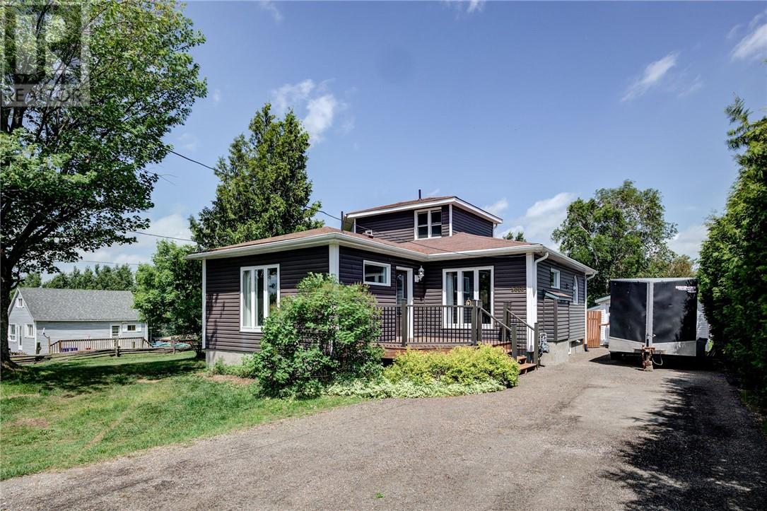 Property at 3040 Hines Street image 2
