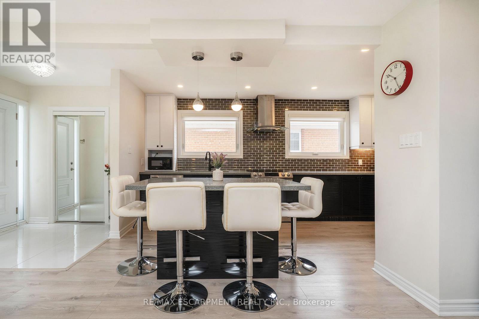 Property at 1496 TYNEBURN CRESCENT image 5