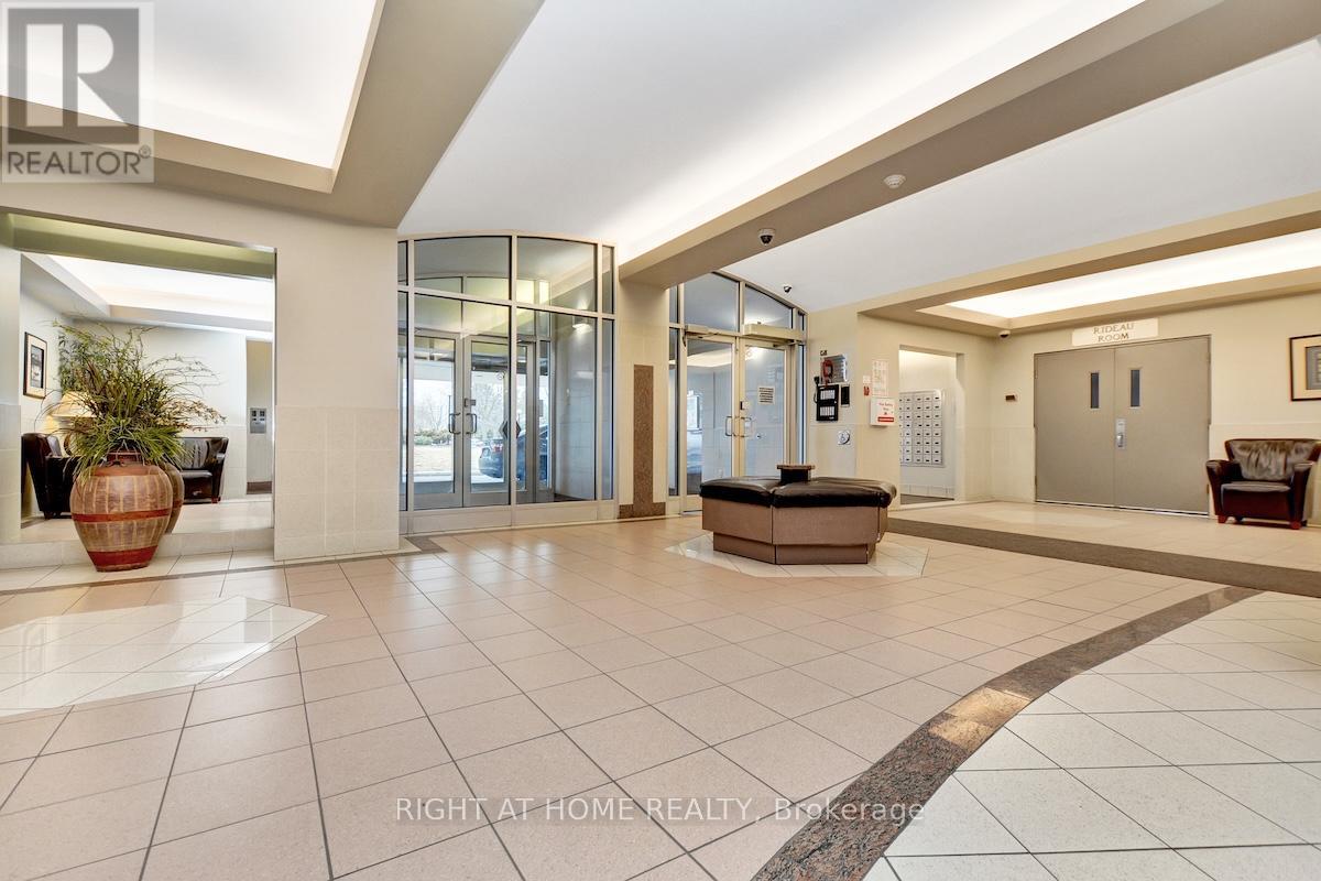 Property at 1706 - 900 DYNES ROAD image 4