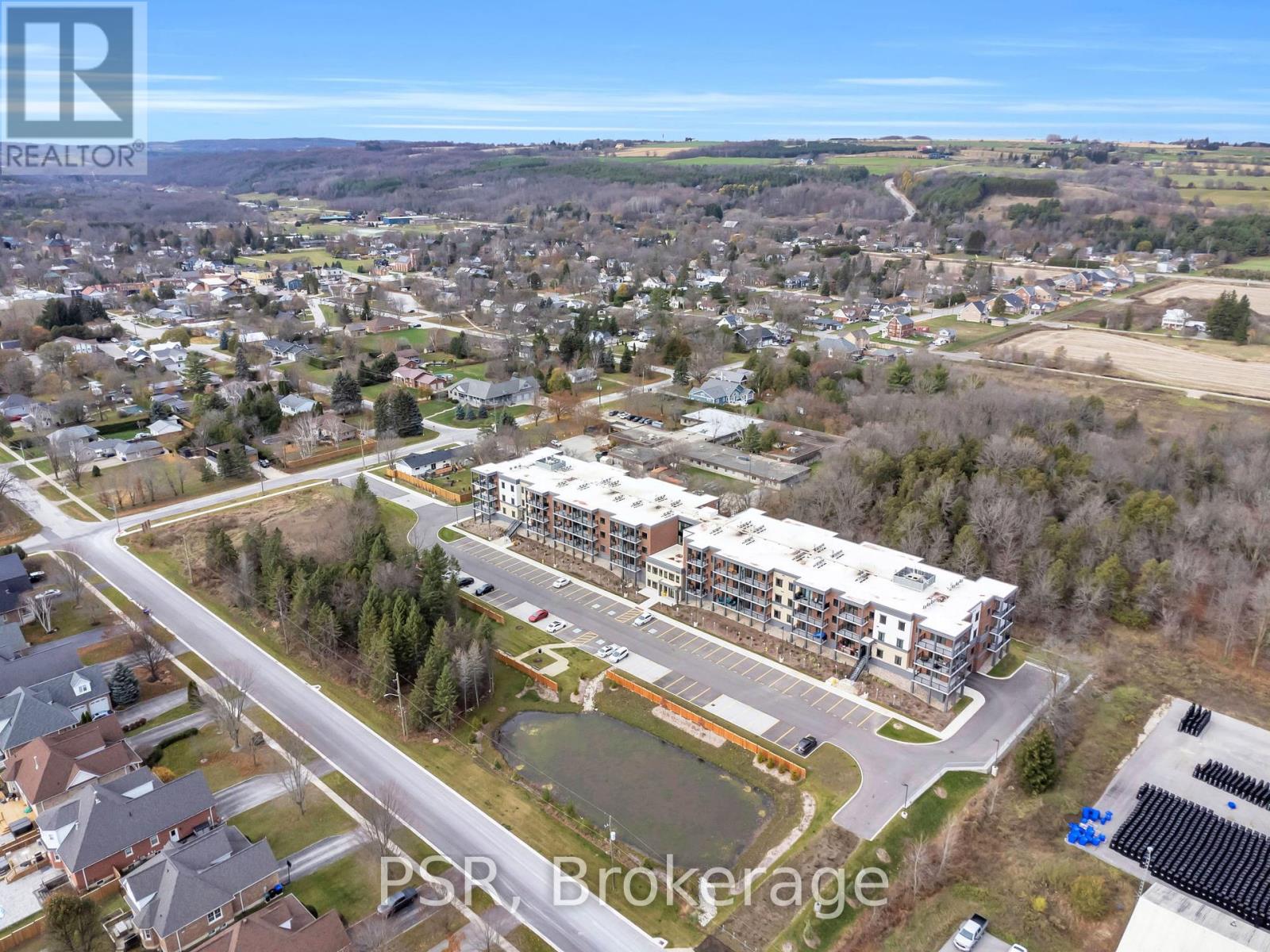 309 - 121 Mary Street, Clearview, Ontario  L0M 1G0 - Photo 1 - S12245037