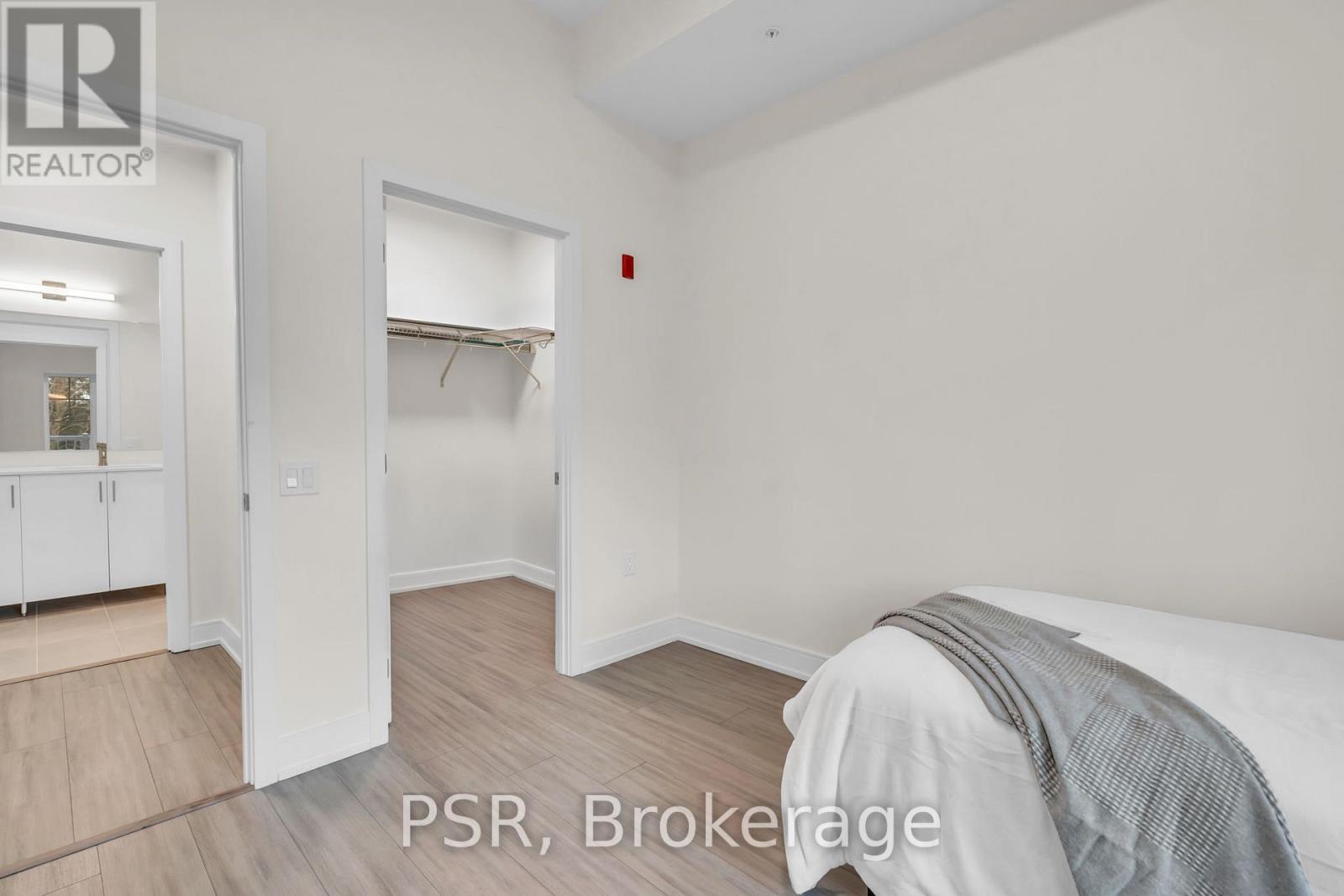 309 - 121 Mary Street, Clearview, Ontario  L0M 1G0 - Photo 28 - S12245037