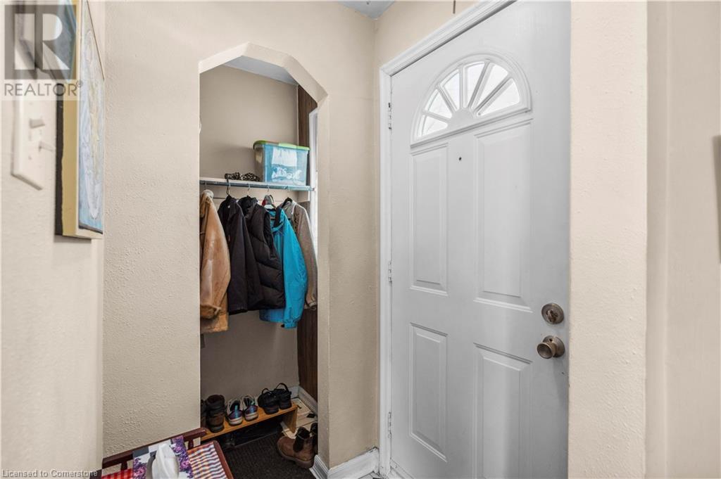 Property at 55 EAST Street N image 4