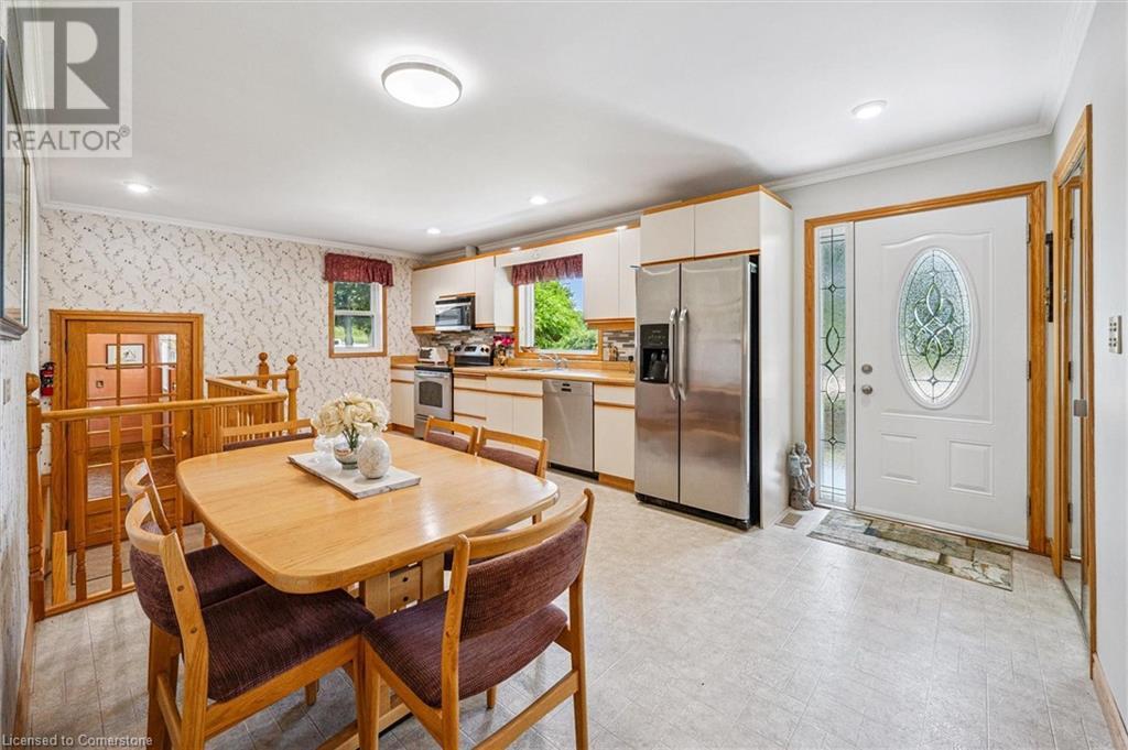 Property at 6618 LAIRD Road W image 4