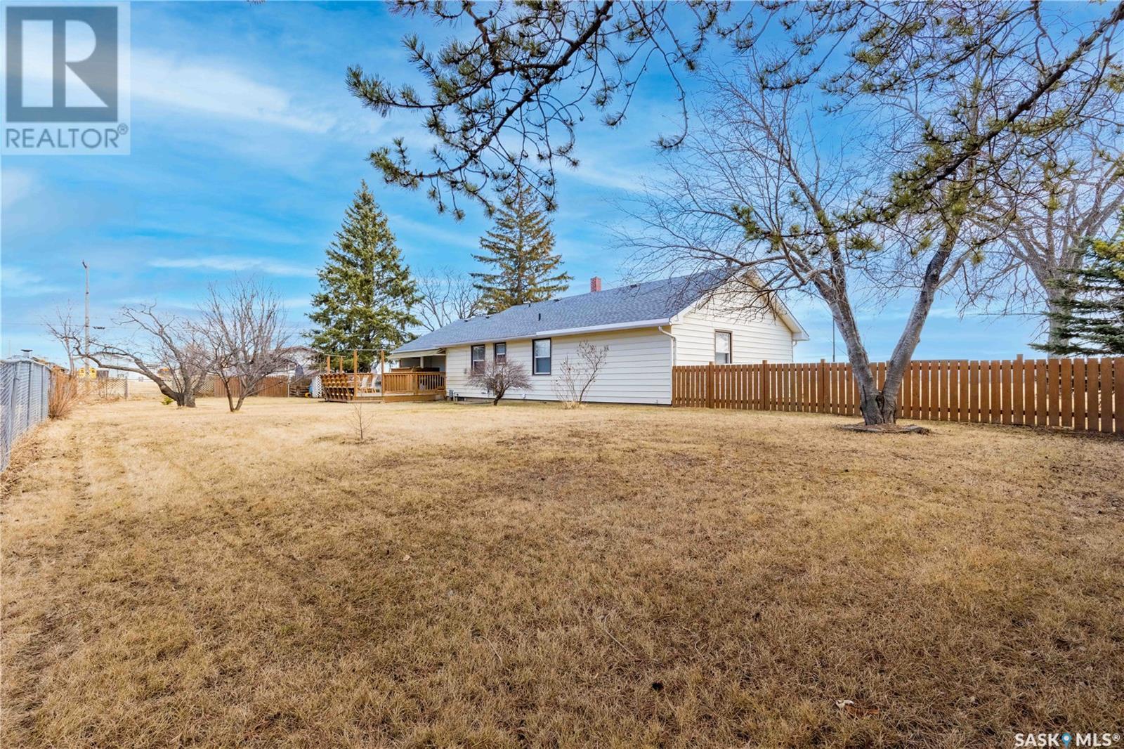 103 2nd Avenue S, Goodsoil, Saskatchewan  S0M 1A0 - Photo 44 - SK010763