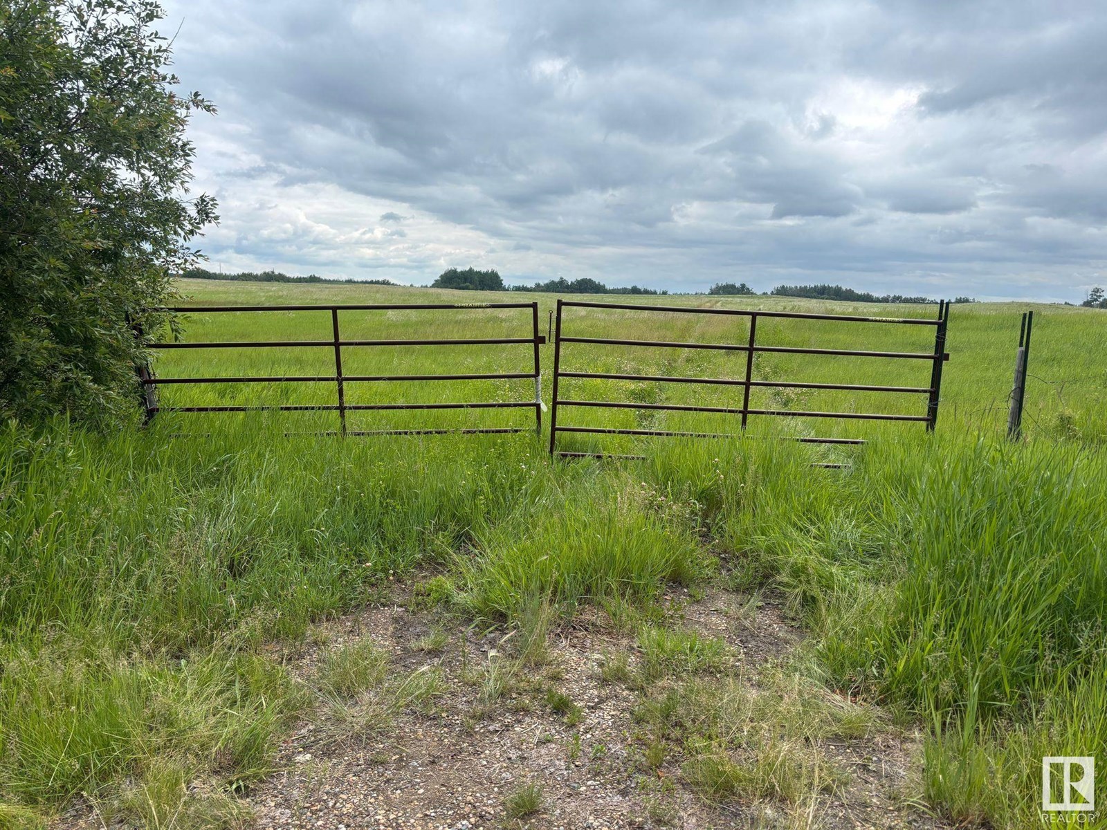 56529 Rge Road 34, Rural Lac Ste. Anne County, Alberta  T0E 1A0 - Photo 2 - E4442392