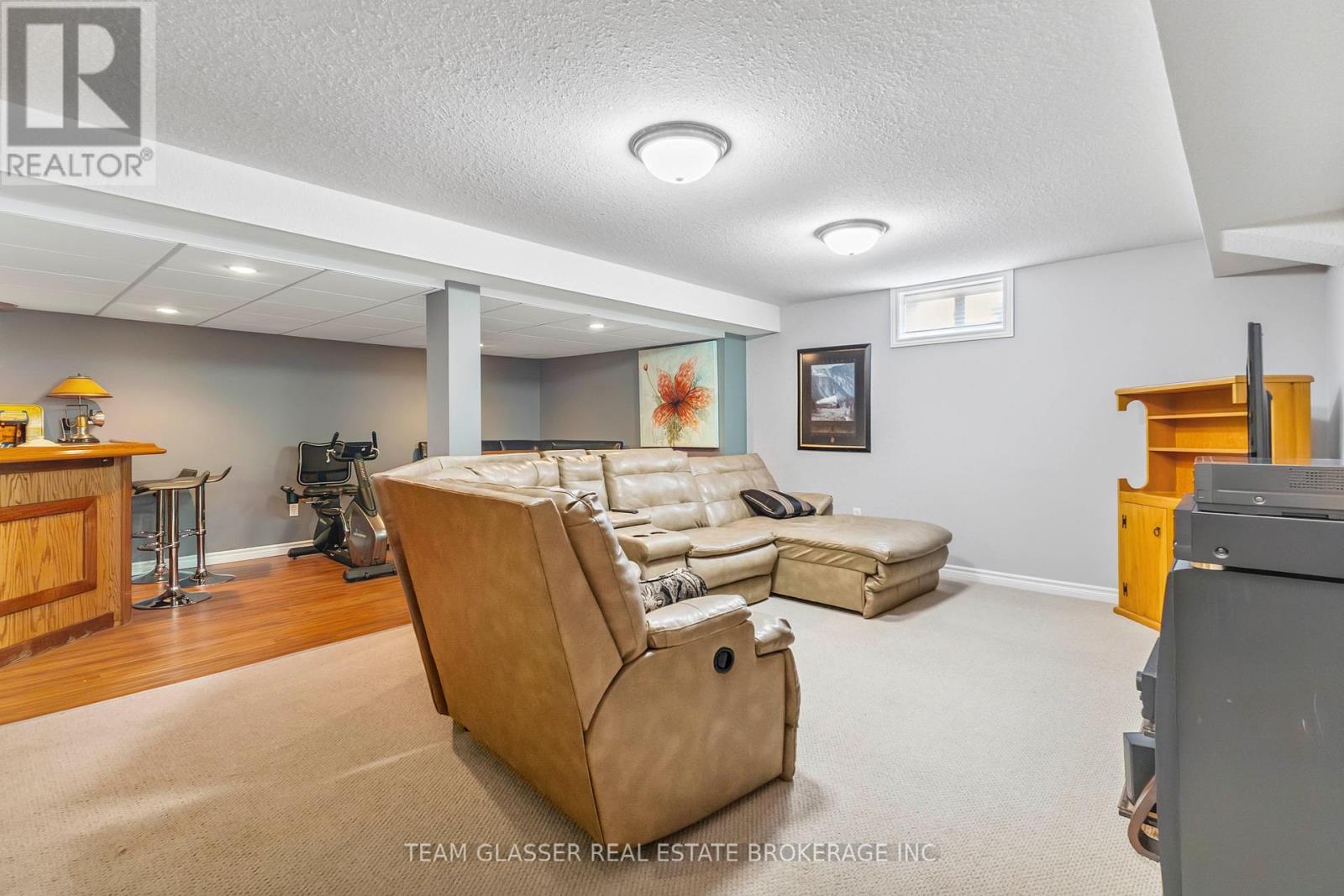 5 - 5 Foxhollow Drive, Thames Centre, Ontario  N0L 1G3 - Photo 25 - X12245092
