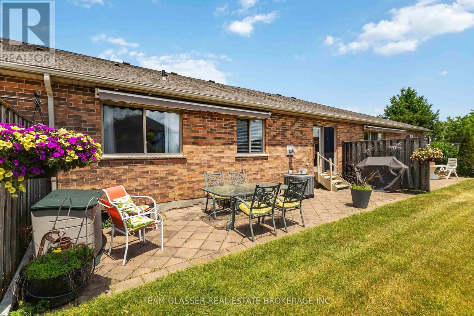 5 - 5 Foxhollow Drive, Thames Centre, Ontario  N0L 1G3 - Photo 29 - X12245092