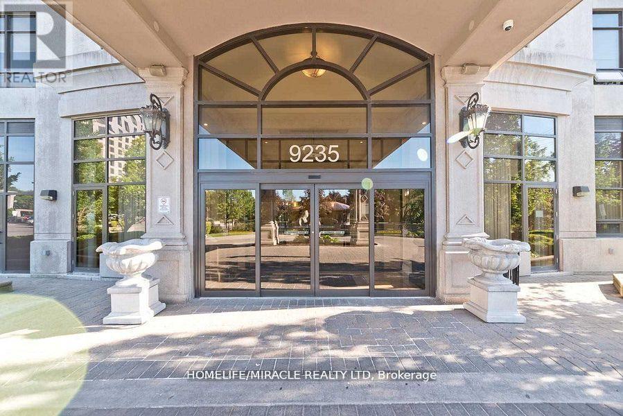 Property at 412 - 9235 JANE STREET image 3