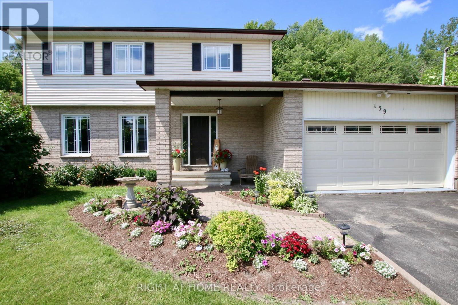 Property at 159 DUNLOP CRESCENT image 2