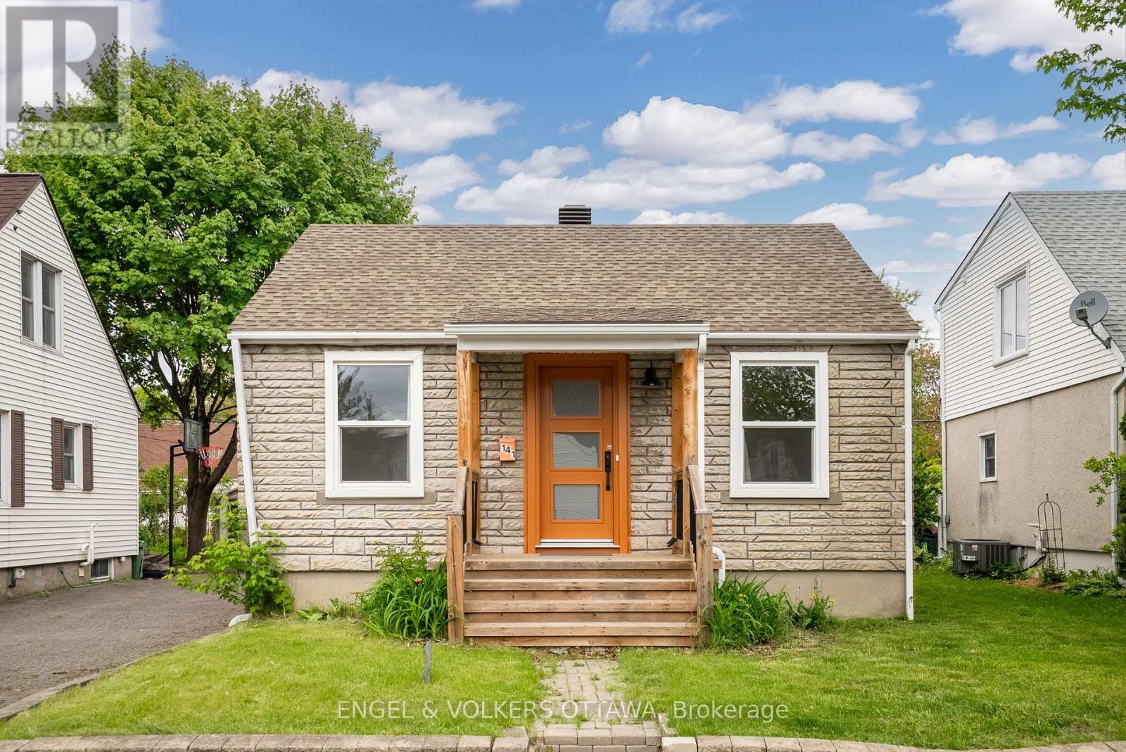 Property at 141 CRERAR AVENUE image 2