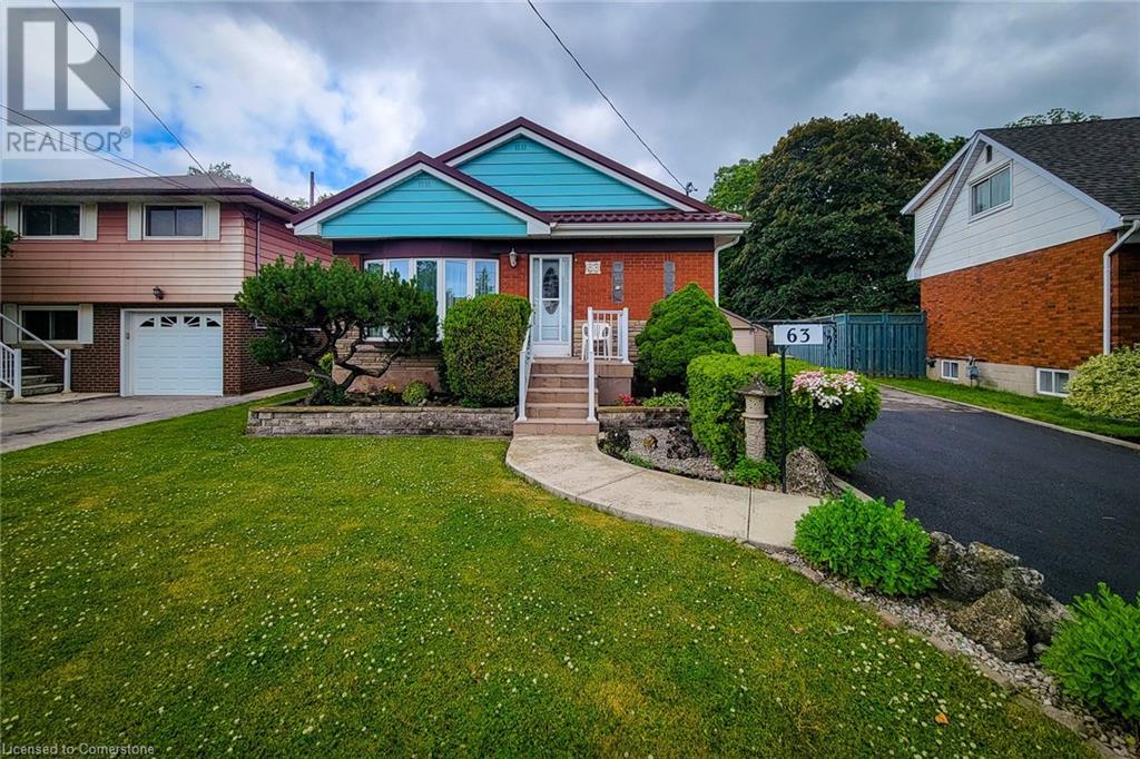 Property at 63 HARDALE Crescent image 5