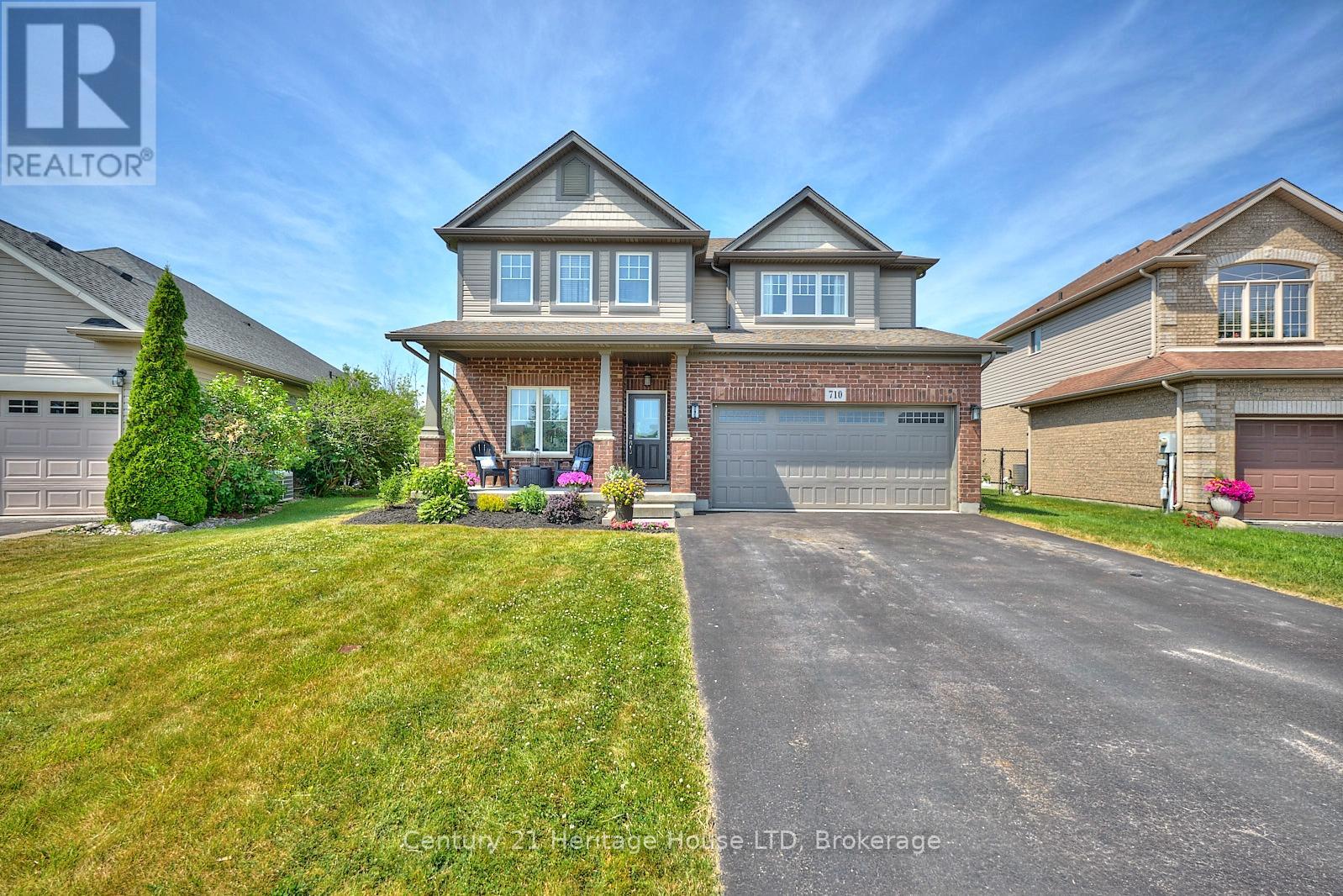 Property at 710 BRIAN STREET image 2