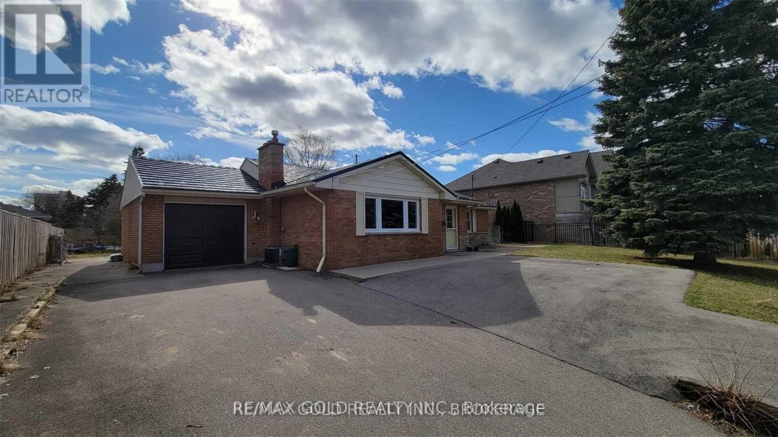 Property at 538 DYNES ROAD image 5