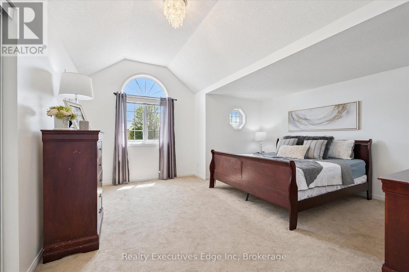 147 Gatehouse Drive, Cambridge, Ontario  N1P 1E5 - Photo 30 - X12245192