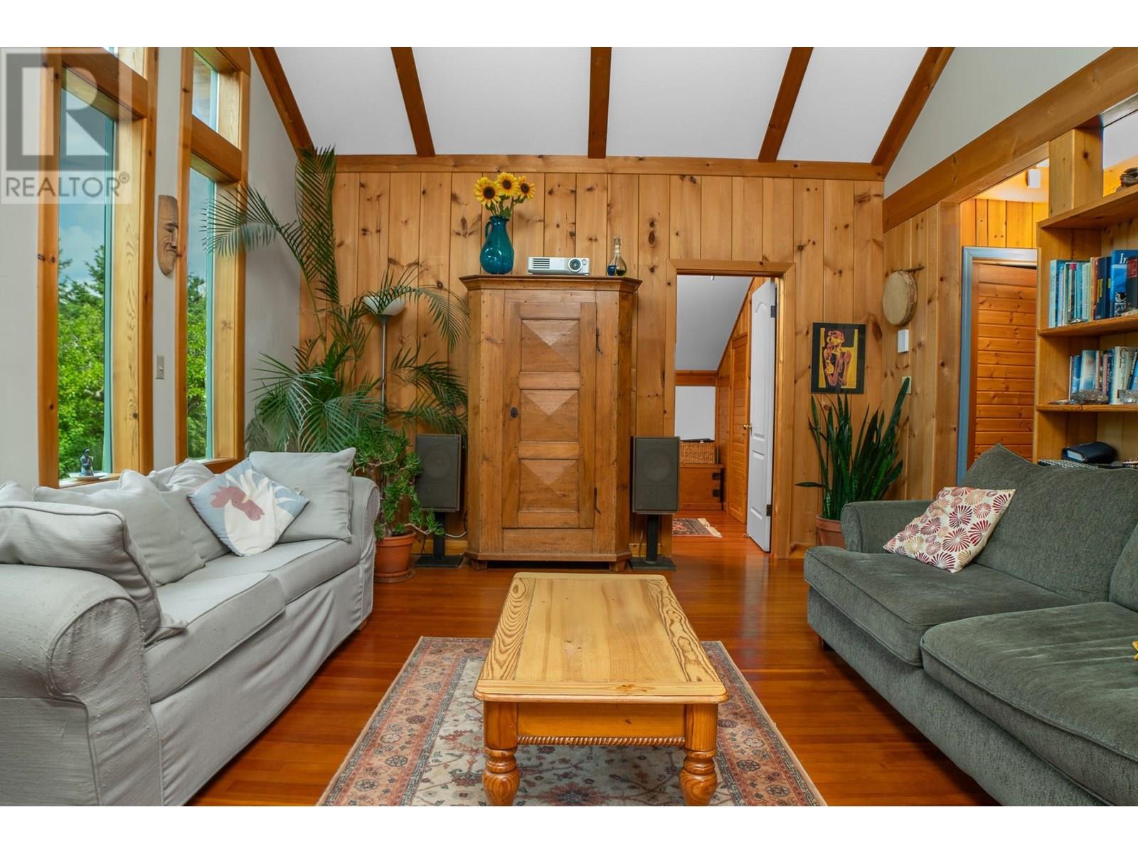 912 Riondel Road, Riondel, British Columbia  V0B 2B0 - Photo 19 - 10352341