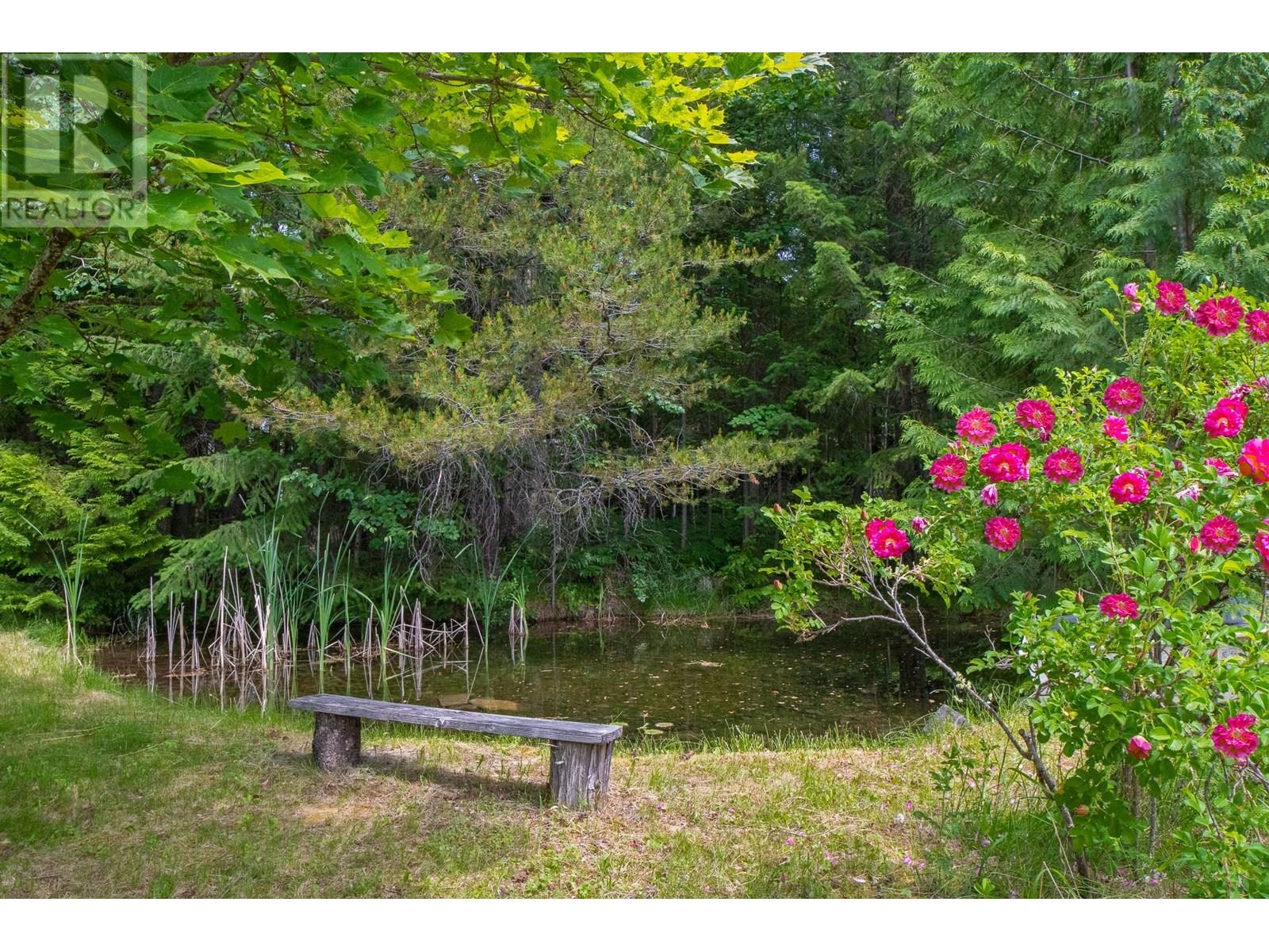 912 Riondel Road, Riondel, British Columbia  V0B 2B0 - Photo 2 - 10352341