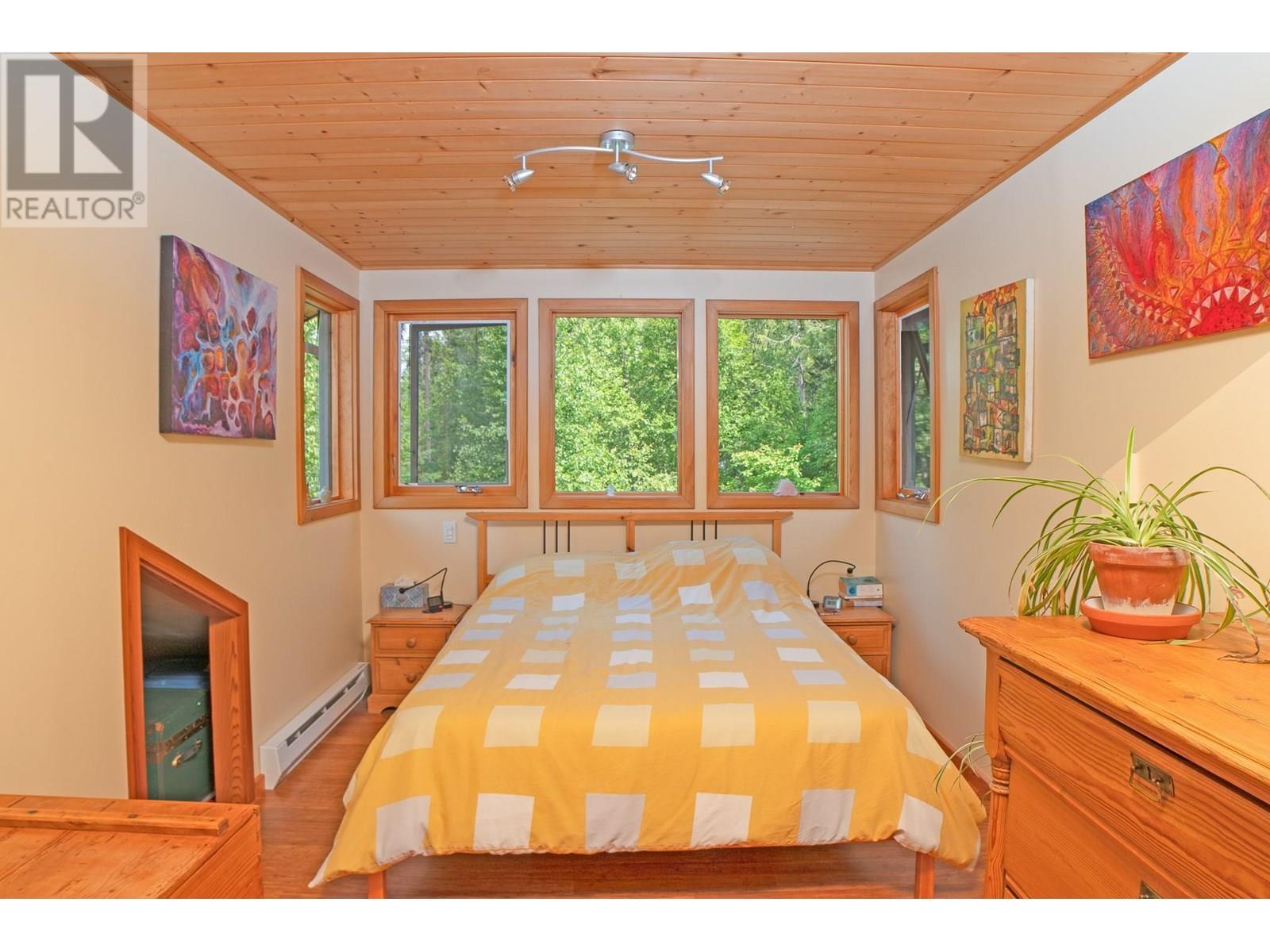 912 Riondel Road, Riondel, British Columbia  V0B 2B0 - Photo 26 - 10352341
