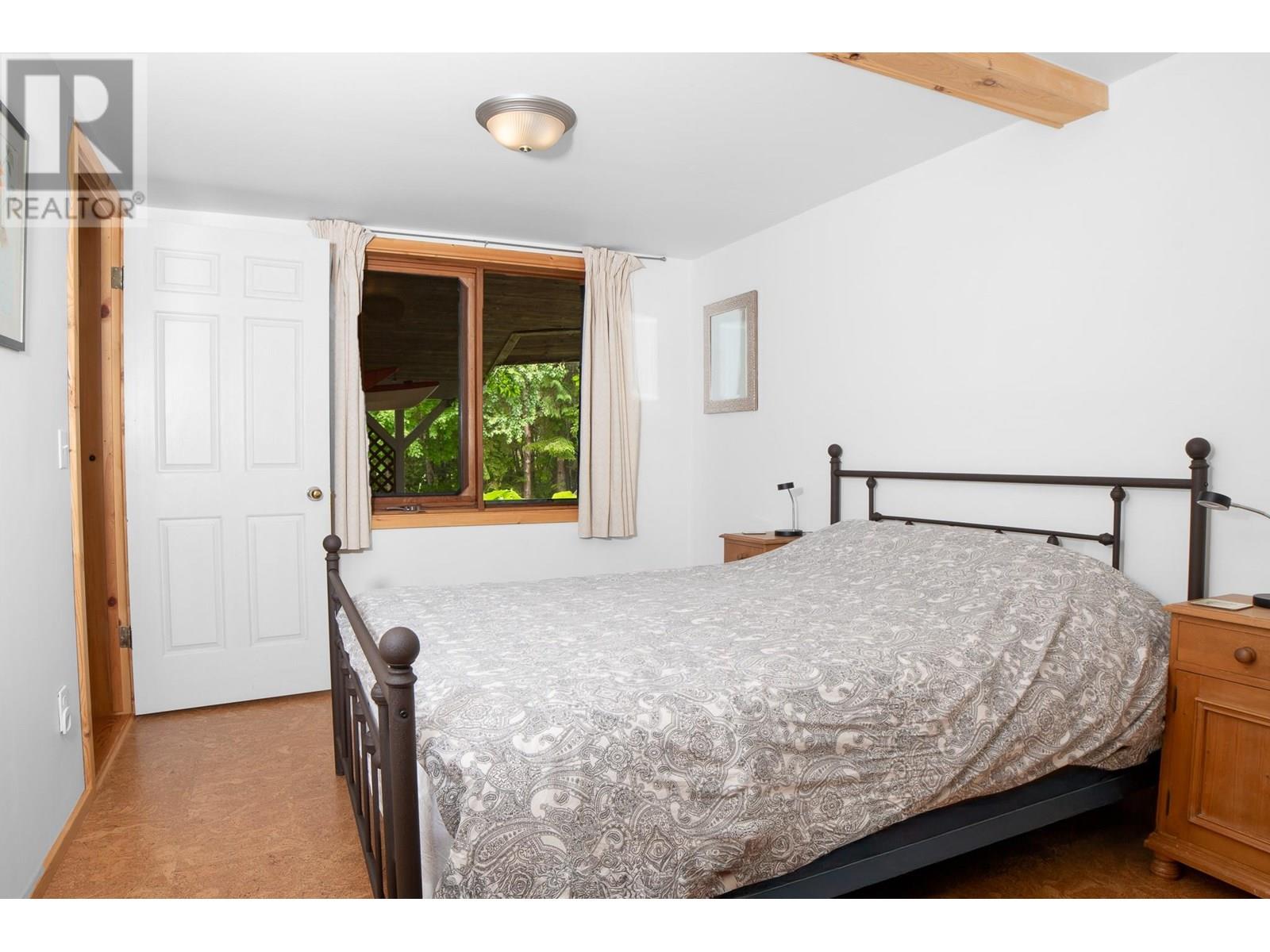 912 Riondel Road, Riondel, British Columbia  V0B 2B0 - Photo 47 - 10352341