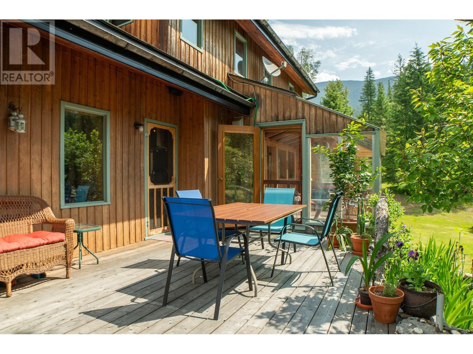 912 Riondel Road, Riondel, British Columbia  V0B 2B0 - Photo 36 - 10352341