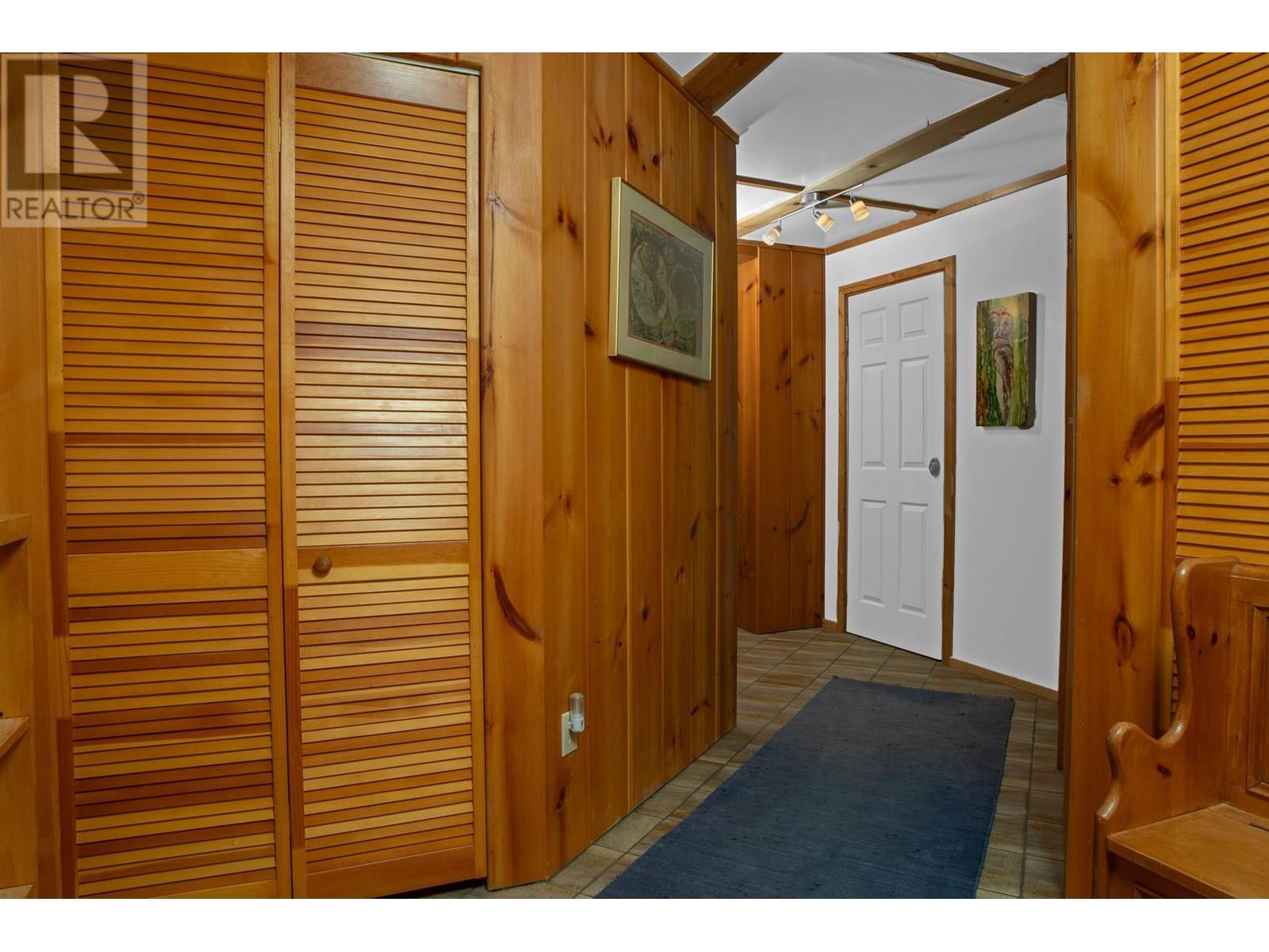 912 Riondel Road, Riondel, British Columbia  V0B 2B0 - Photo 43 - 10352341