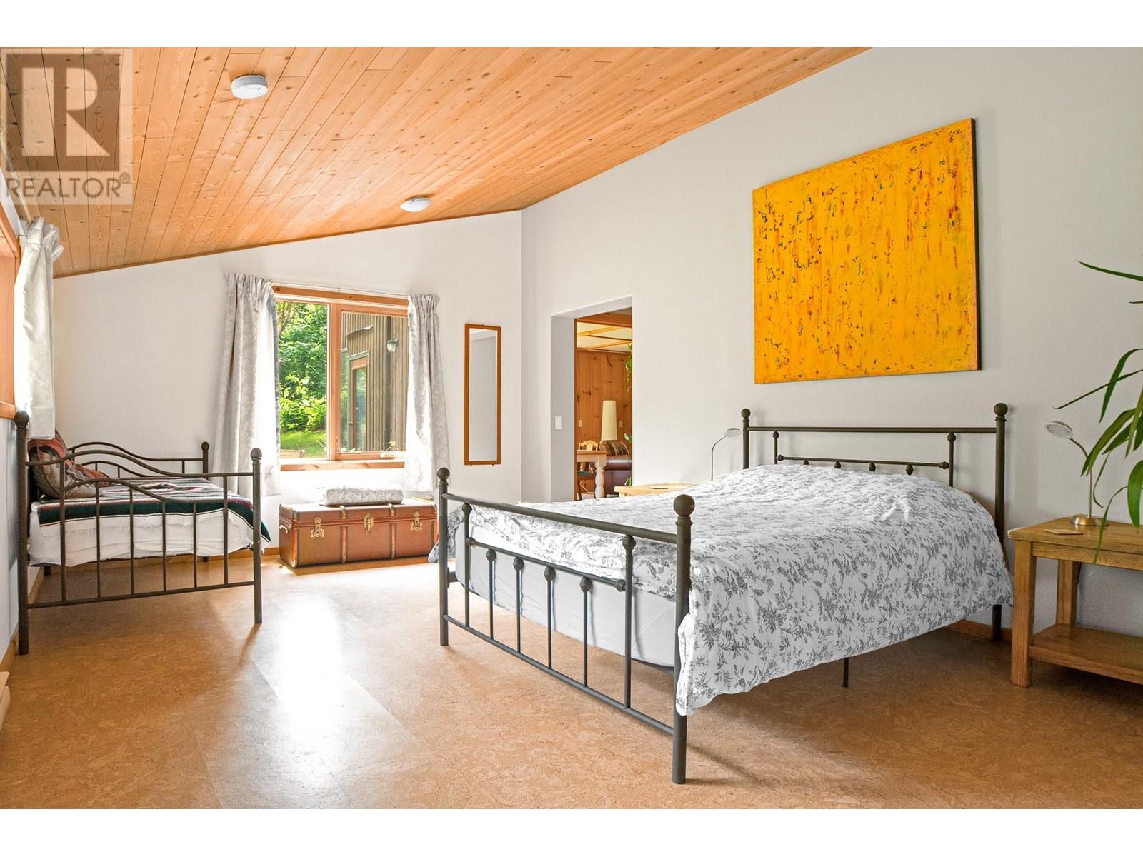 912 Riondel Road, Riondel, British Columbia  V0B 2B0 - Photo 48 - 10352341