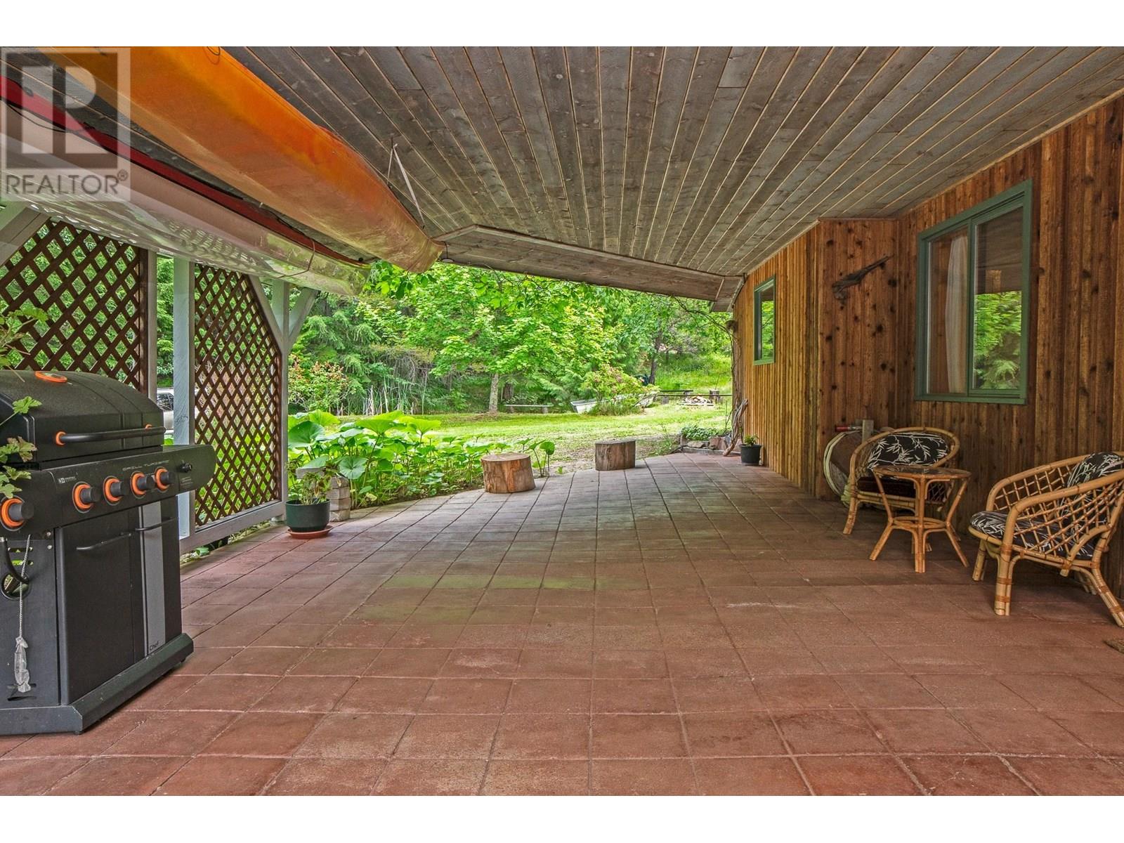 912 Riondel Road, Riondel, British Columbia  V0B 2B0 - Photo 42 - 10352341
