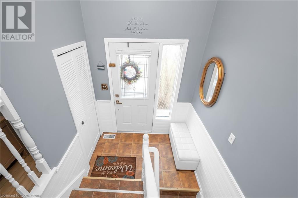 Property at 52 GREEN MAPLE Drive image 5