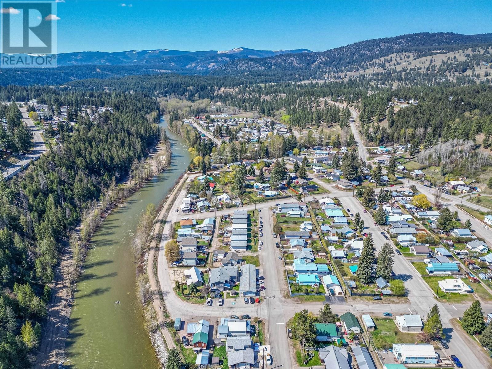 283 LACHINE Avenue, princeton, British Columbia V0X1W0