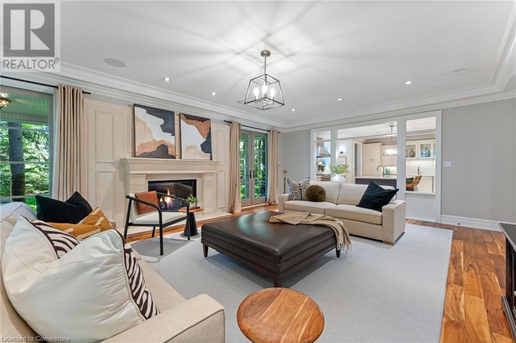 Property at 84 JERSEYVILLE Road W image 4