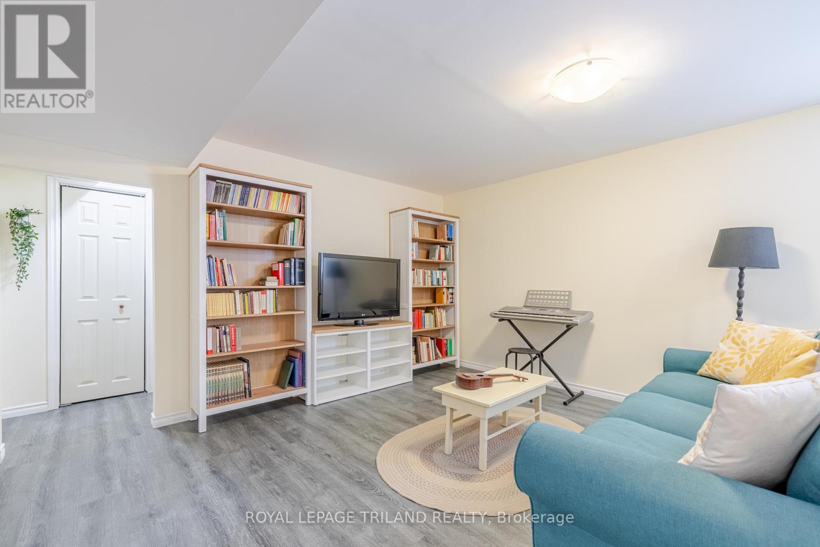 31 Acorn Trail, St. Thomas, Ontario  N5R 0H5 - Photo 22 - X12245255